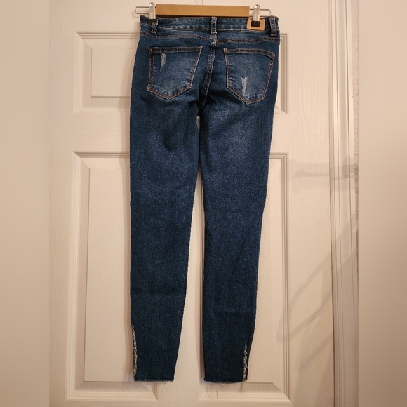 Sunset Blvd Embroidered Denim Ankle Pant